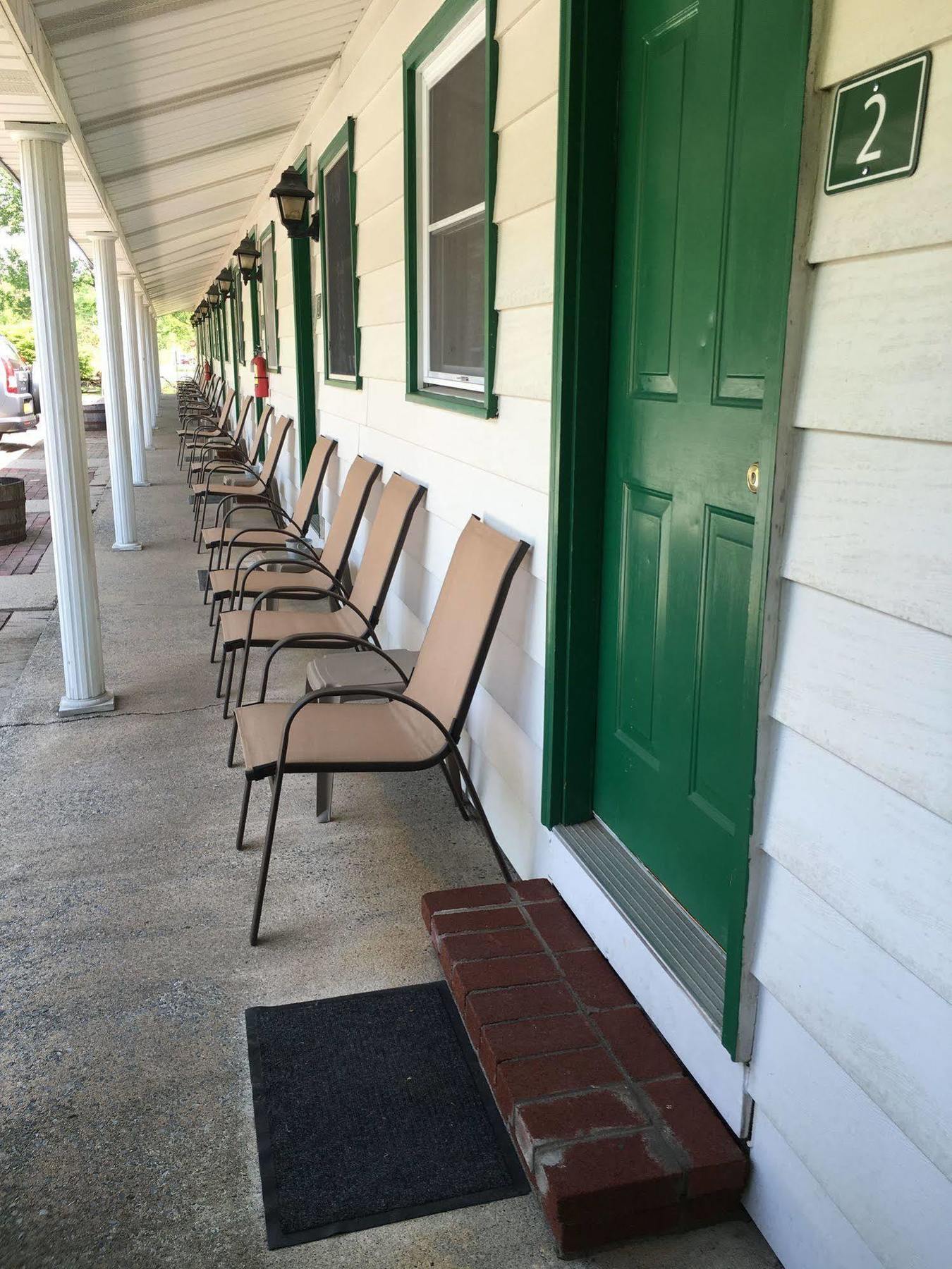 Mcgregor Inn Motel Wilton 외부 사진